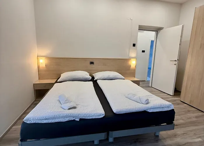 Apartma * 波尔托罗